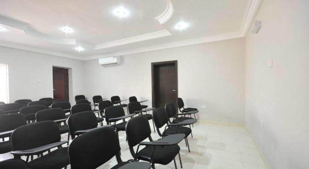 Sheer Luxury Apartments And Suites Abuja Exterior foto