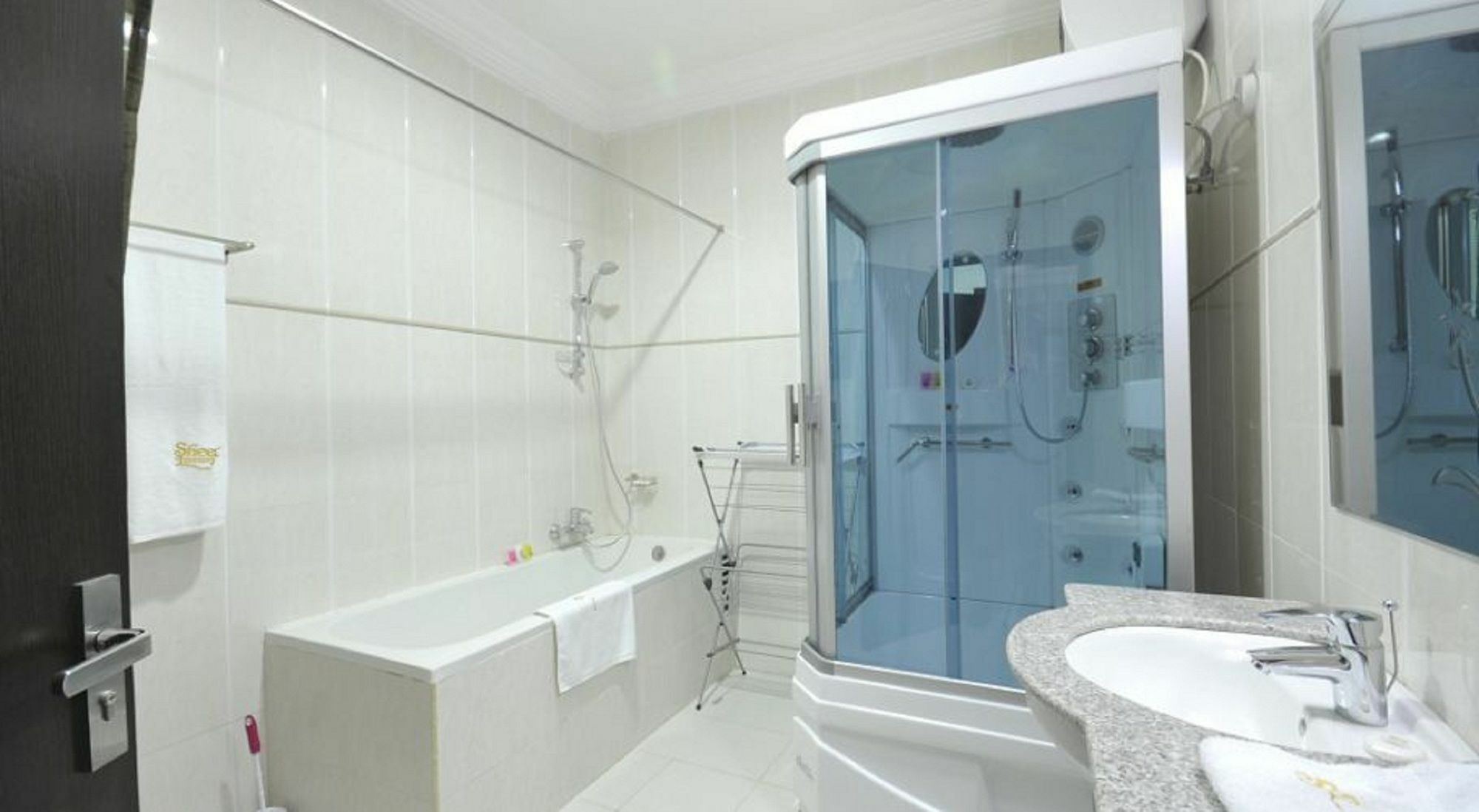 Sheer Luxury Apartments And Suites Abuja Exterior foto